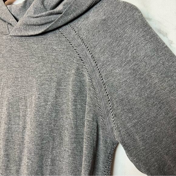 Fabletics Anna Seamless Long Sleeve Hoodie Fitted Athleisure Shirt Grey Large - Picture 4 of 13
